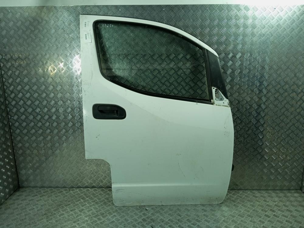 Дверь боковая - Nissan NV 200