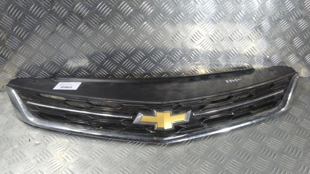 Решетка радиатора (капота) - Chevrolet Cruze J400 (2015-2021)